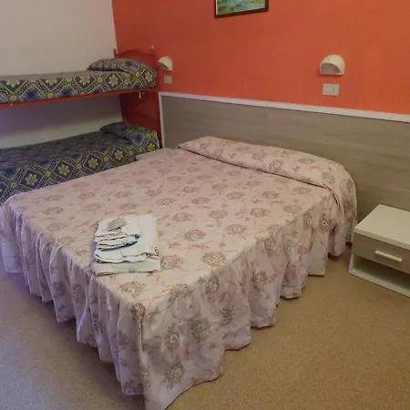 Consul Hotel-3