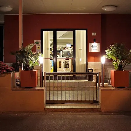 Hotel Laura-2