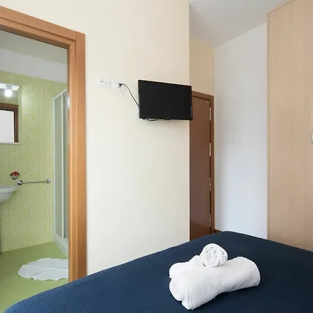 Residence Uno Studio & Suites-3