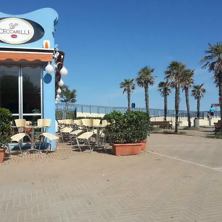 Appartament On The Beach With Balcony X6Persons-2