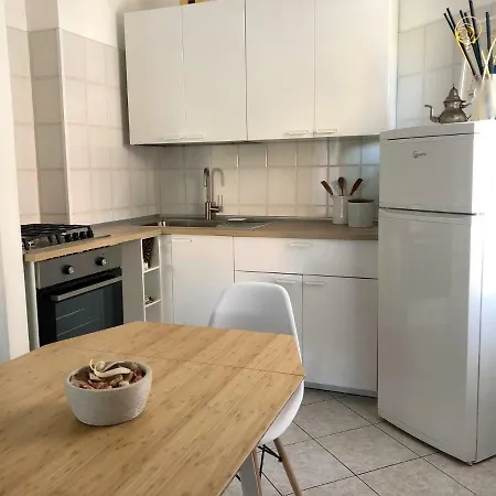 La Casina Di Zaira-2